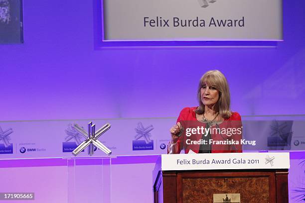 Lynn Faulds Wood Bei Der Verleihung Des Felix Burda Awards Im Hotel Adlon Kempinski In Berlin .