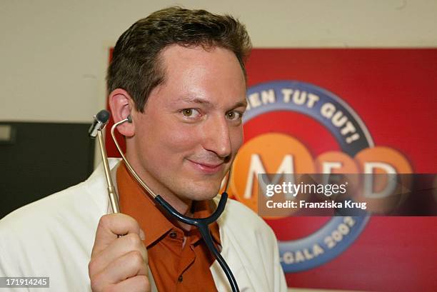 Eckart Von Hirschhausen Backstage Bei "Lachen Tut Gut-Comedy Für Unicef"