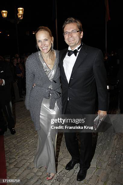 Claus Strunz Und Ehefrau Anne Meyer-Minnemann Beim Empfang Der Staatskanzlei Anlässlich Der Eröffnung Der Bayreuther Festspiele 2011