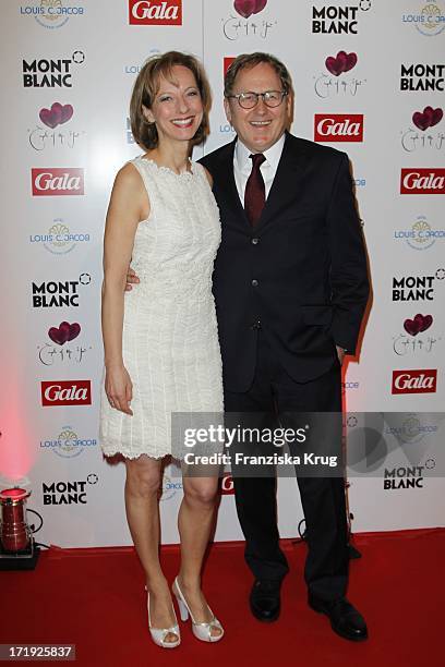 Mareike Carriere Und Ehemann J.Gerd Klement Bei Der Verleihung "Couple Of The Year" Im Hotel Louis C. Jacob In Hamburg