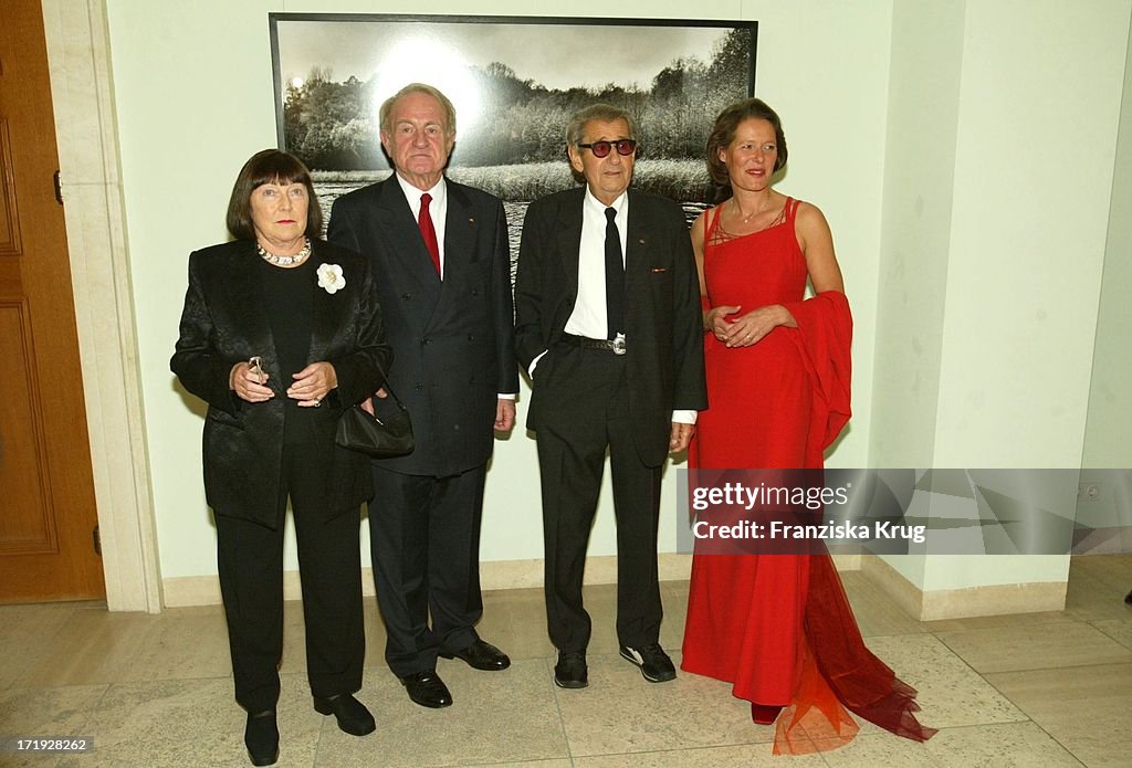 June Brown, Bundespräsident Johannes Rau, Helmut Newton Und Christina Rau Bei Der Be