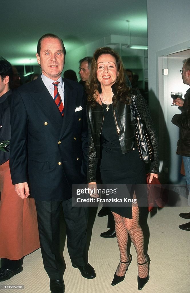 Vicky Leandros Und Ehemann Enno Freiherr Von Ruffin Bei Photo D vicky-leandros-und-ehemann-enno-freiherr-von-ruffin-bei-photo-d