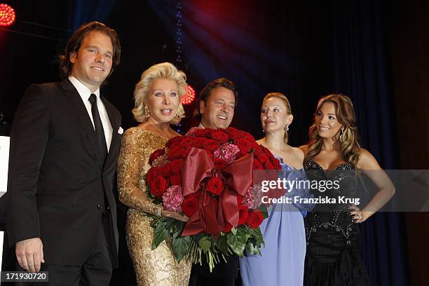 Michael Ohoven, Ute Ohoven, Markus Jerger Und Tochter Chiara Ohoven Bei Der Unesco Gala Im Maritim Hotel In Düsseldorf