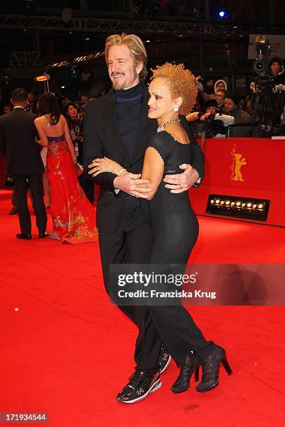 Matthew Modine Und Ehefrau Caridad Rivera Bei Der Premiere Des Eröffnungsfilms Farewell My Queen In Berlin