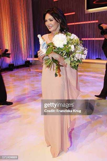 Iris Berben Bei Der Verleihung Des Bayerischen Fernsehpreis In München 100611