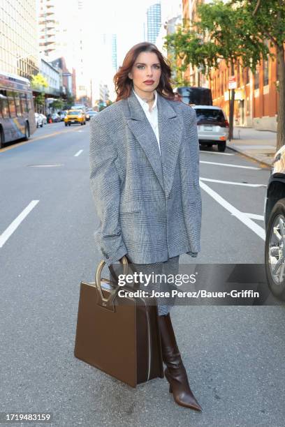 Julia Fox is seen outside of the 'Drew Barrymore Show' on October 11, 2023 in New York City.
