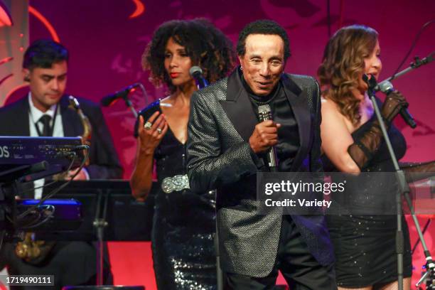 Smokey Robinson performs onstage at the The UCLA Department of Neurosurgery Visionary Ball Honoring Byron Allen, Johnese Spisso, MPA and Erika Kort...