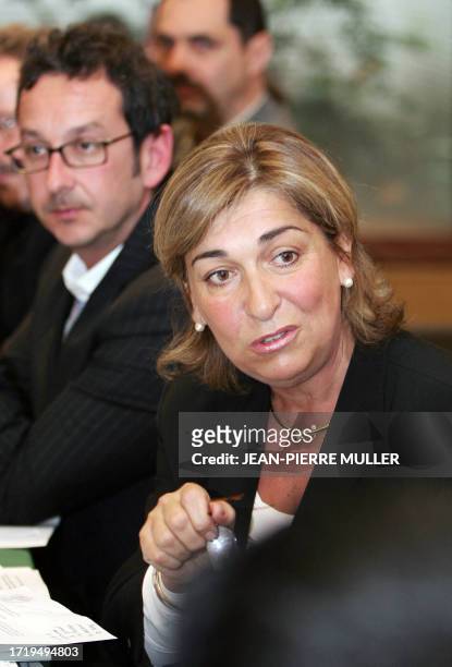Me Scarlett Berrebi, l'une des avocats représentant une vingtaine de propriétaires de véhicules Renault affirmant avoir été victimes de...