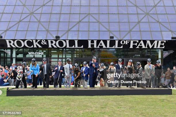 Justin Callender Lydia Moore Photos and Premium High Res Pictures - Getty Images