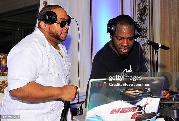 Stephen Royle Dj Dj Freestyle Steve Photos and Premium High Res Pictures - Getty Images