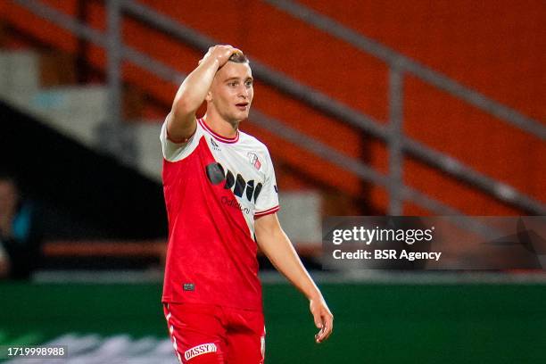 Oscar Fraulo of FC Utrecht reacts during the Dutch Eredivisie match between FC Volendam and FC Utrecht at the Kras Stadion on October 6, 2023 in...