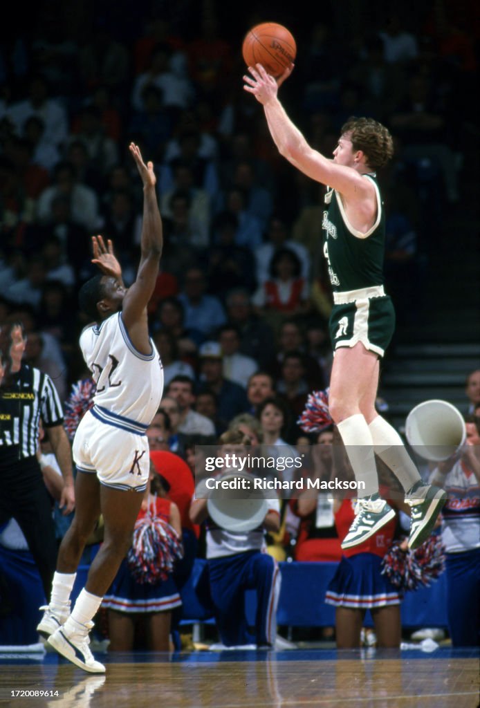 Michigan State Scott Skiles In Action Shooting Vs Kansas Cedric michigan-state-scott-skiles-in-action-shooting-vs-kansas-cedric