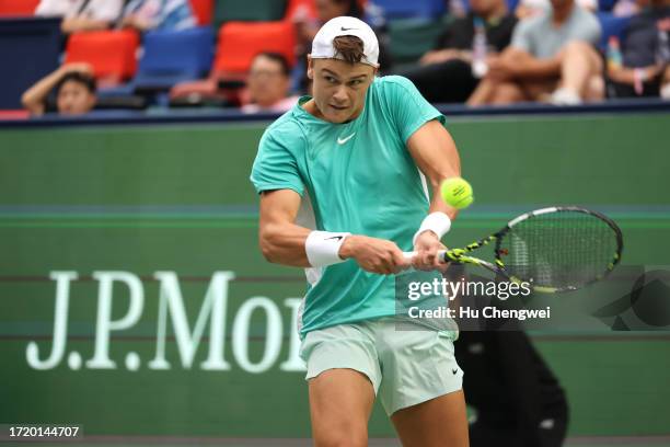 Holger Rune of Denmark competes against Brandon Nakashima of the U.S. On Day 5 of 2023 Shanghai Rolex Masters at Qi Zhong Tennis Centre on October...