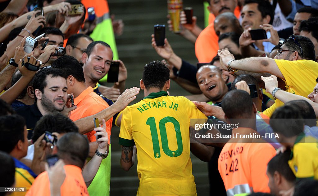 Brazil v Spain: Final - FIFA Confederations Cup Brazil 2013