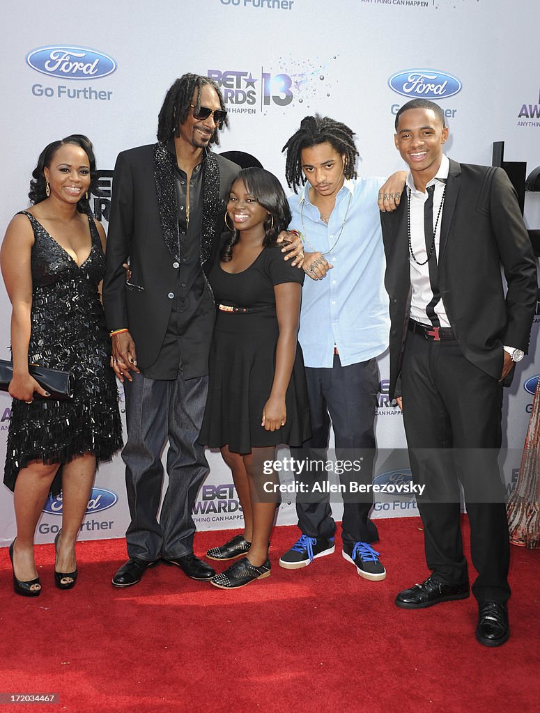 2013 BET Awards - Arrivals