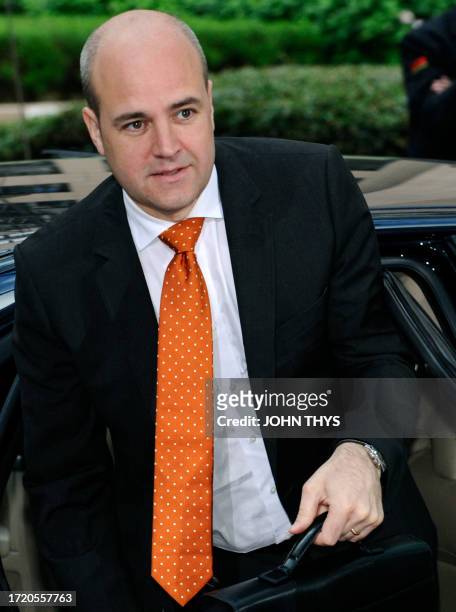 Swedish Prime Minister Fredrik Reinfeldt arrives for the second day of an EU summit at the European Council headquarters on June 19, 2009 in...