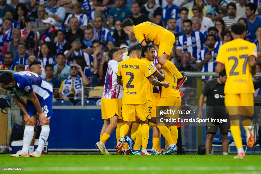 FC Porto v FC Barcelona: Group H - UEFA Champions League 2023/24