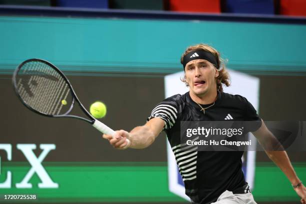 Alexander Zverev of Germany competes against Roman Safiullin on Day 5 of 2023 Shanghai Rolex Masters at Qi Zhong Tennis Centre on October 06, 2023 in...