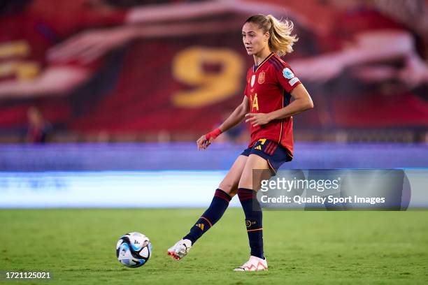 Laia Aleixandri of Spain passes the ball during the UEFA Womens Nations League match between Spain and Switzerland at Estadio Nuevo Arcangel on...