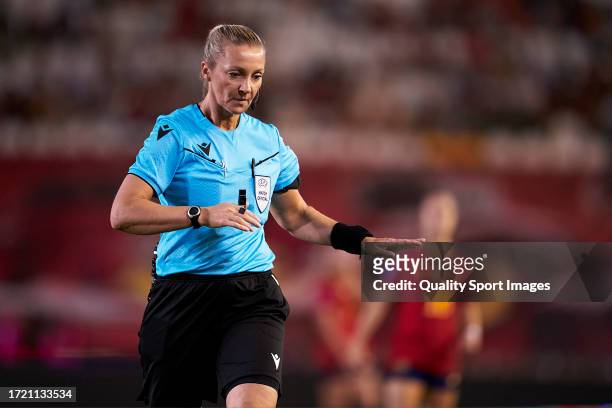 Referee, Monika Mularczy reacts during the UEFA Womens Nations League match between Spain and Switzerland at Estadio Nuevo Arcangel on September 26,...
