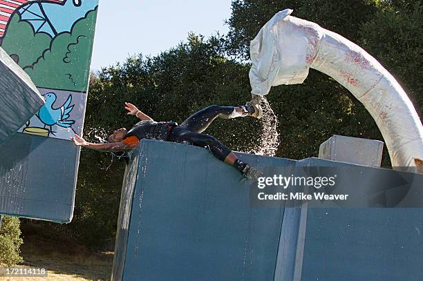 Wipe Out Rocks 52 Newlyweds Love And Other Wipeouts Stock Photos, High-Res Pictures ...
