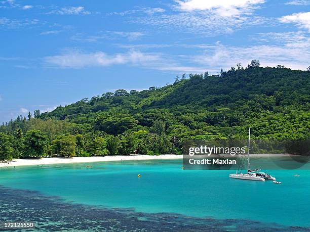 island cruising - seychelles stock pictures, royalty-free photos & images