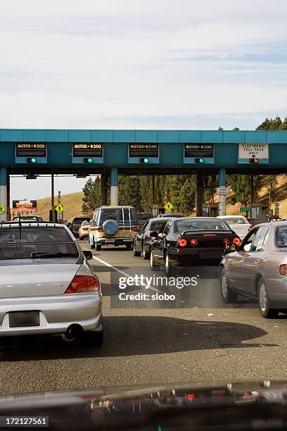 bridge toll - toll stock pictures, royalty-free photos & images