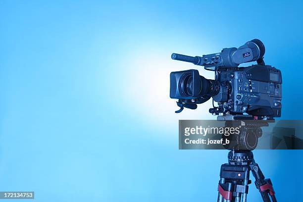 professional tv cam - 3 (cl. path) - movie camera stockfoto's en -beelden