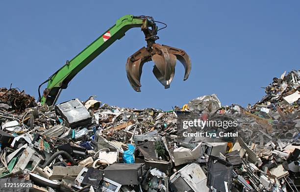 scrap metal, iron and computer dump # 9 - spoil system stockfoto's en -beelden