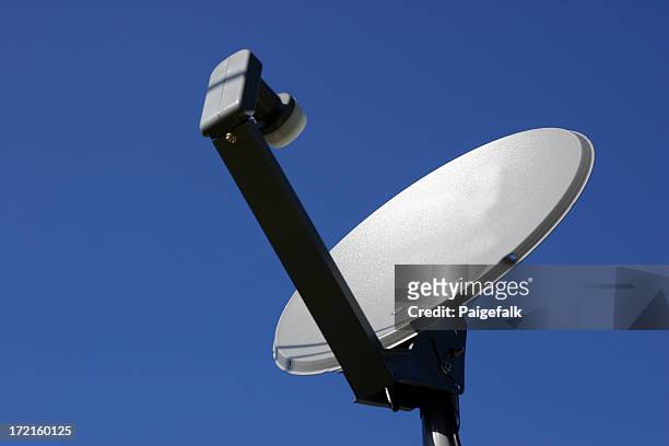 antenna parabolica - satellite dish foto e immagini stock