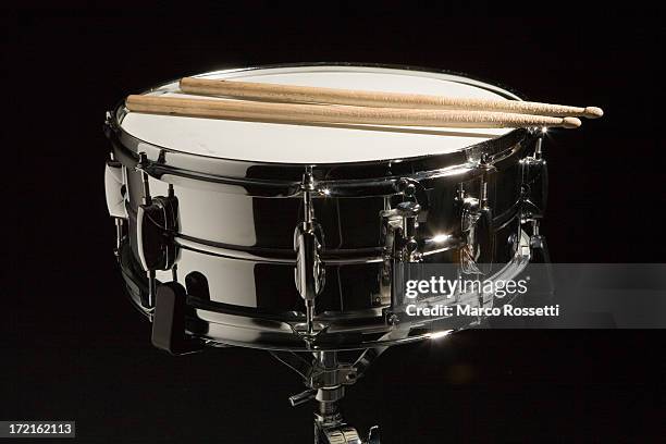 chrome snare drum - drum kit stock pictures, royalty-free photos & images