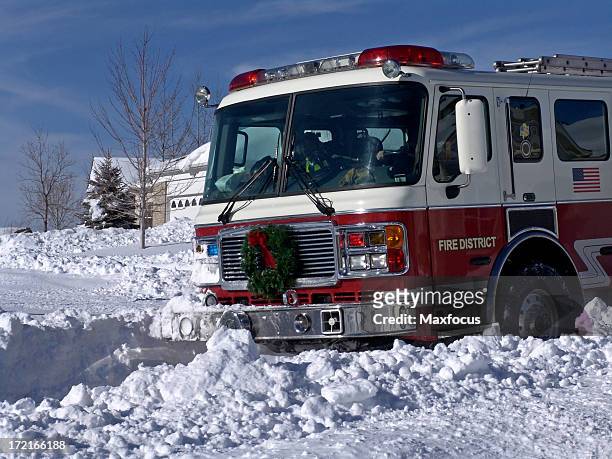 fire engine - emergency response stock pictures, royalty-free photos & images