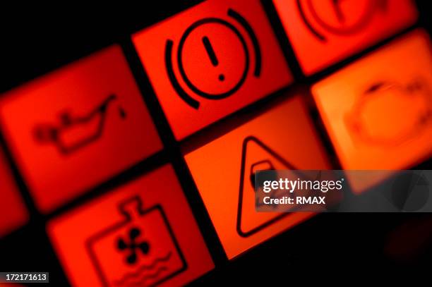 coche luces de advertencia - cuadro de instrumentos fotografías e imágenes de stock