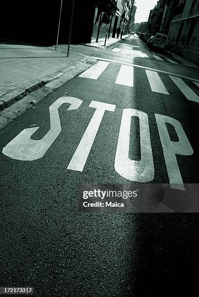 Stop Sign Distance Stop Distance Photos and Premium High Res Pictures - Getty Images