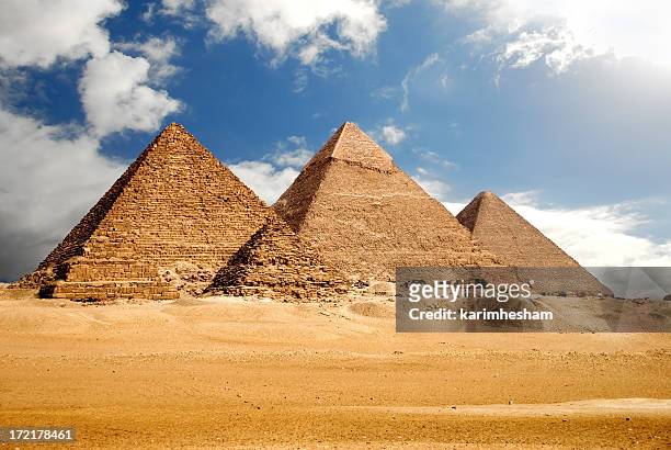 egyptology - pyramid giza stock pictures, royalty-free photos & images