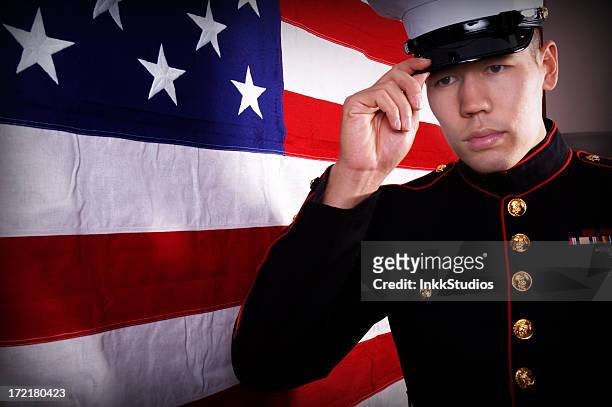 hero - marine corps flag fotografías e imágenes de stock