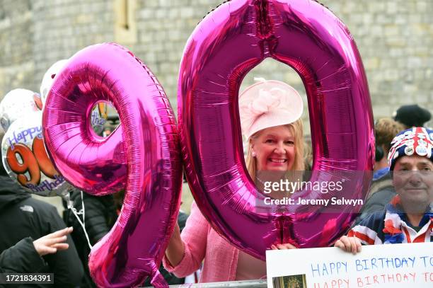 Crowds In Windsor Today On The Queens 90Th Birthday.Anne Daley With Her Balloon . 21-April-2016