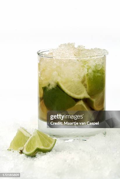 caipirinha 01 - caipirinha stock pictures, royalty-free photos & images