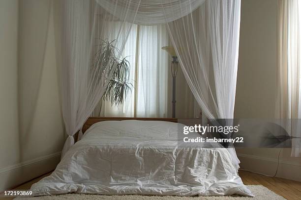 - bett - markise stock-fotos und bilder