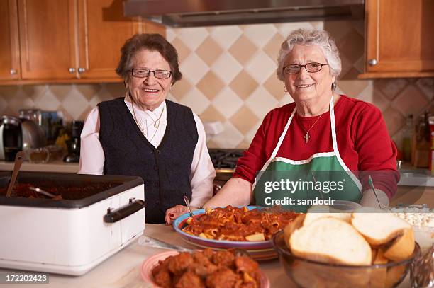 two italian sisters - granny stockfoto's en -beelden