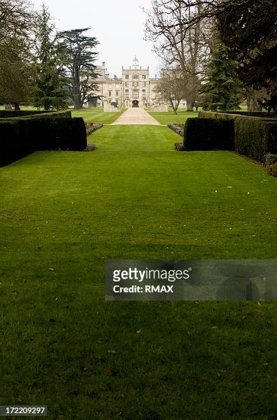 english house - british culture garden stock pictures, royalty-free photos & images