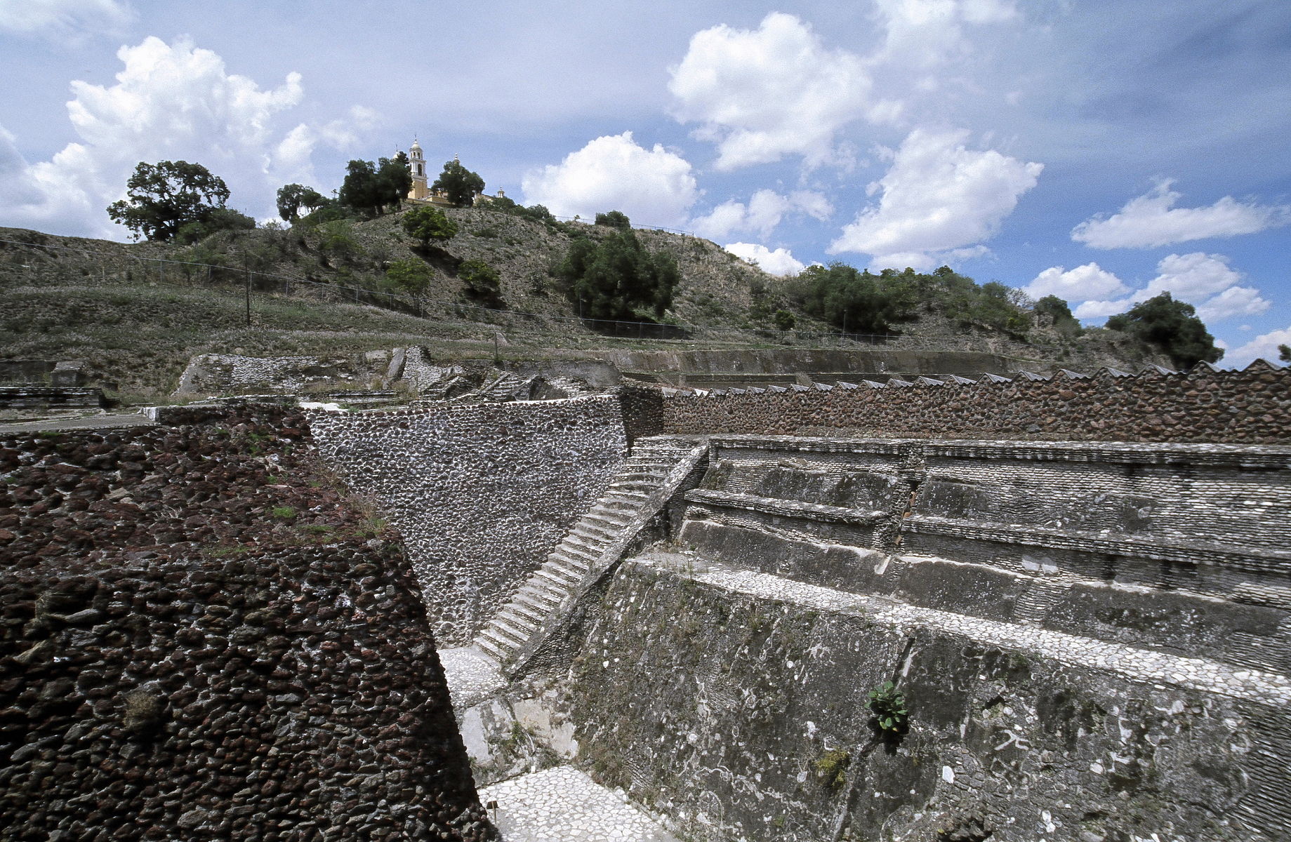 cholula pyramid