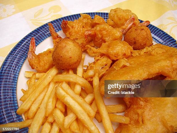 shrimp, fish & chips - seafood - king fries stock pictures, royalty-free photos & images