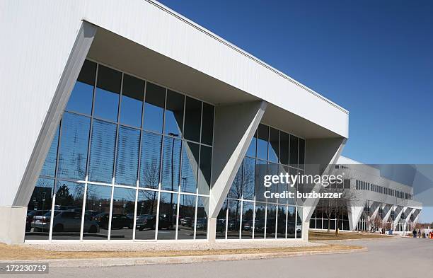 modern offices park - high school building exterior stock pictures, royalty-free photos & images