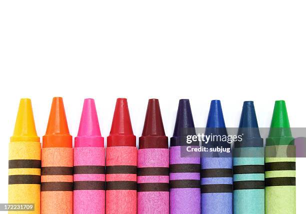 multicolored crayons - lapices de colores fotografías e imágenes de stock