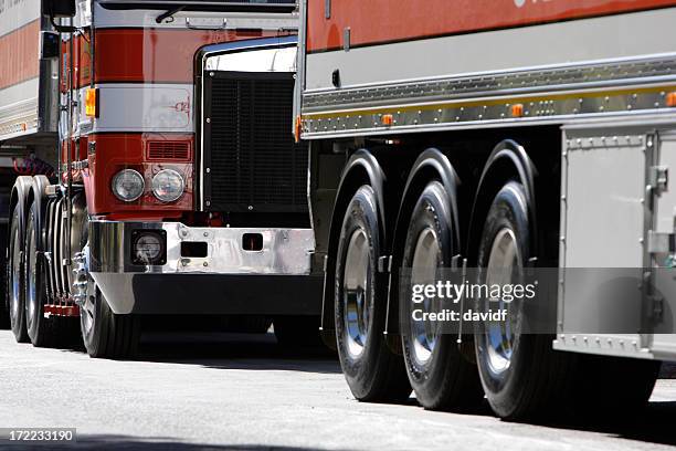 convoy wheels - international brotherhood of teamsters stock pictures, royalty-free photos & images