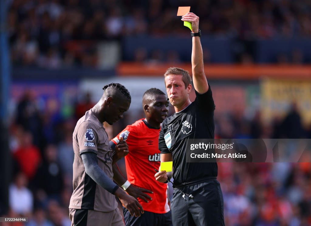 Luton Town v Tottenham Hotspur - Premier League
