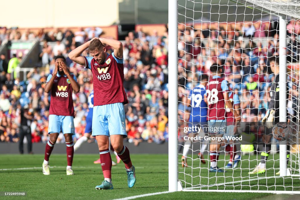 Burnley FC v Chelsea FC - Premier League