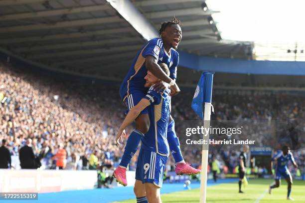 Jamie Vardy of Leicester City celebrates with teammate Abdul Fatawu after scoring his team's second goal during the Sky Bet Championship match...