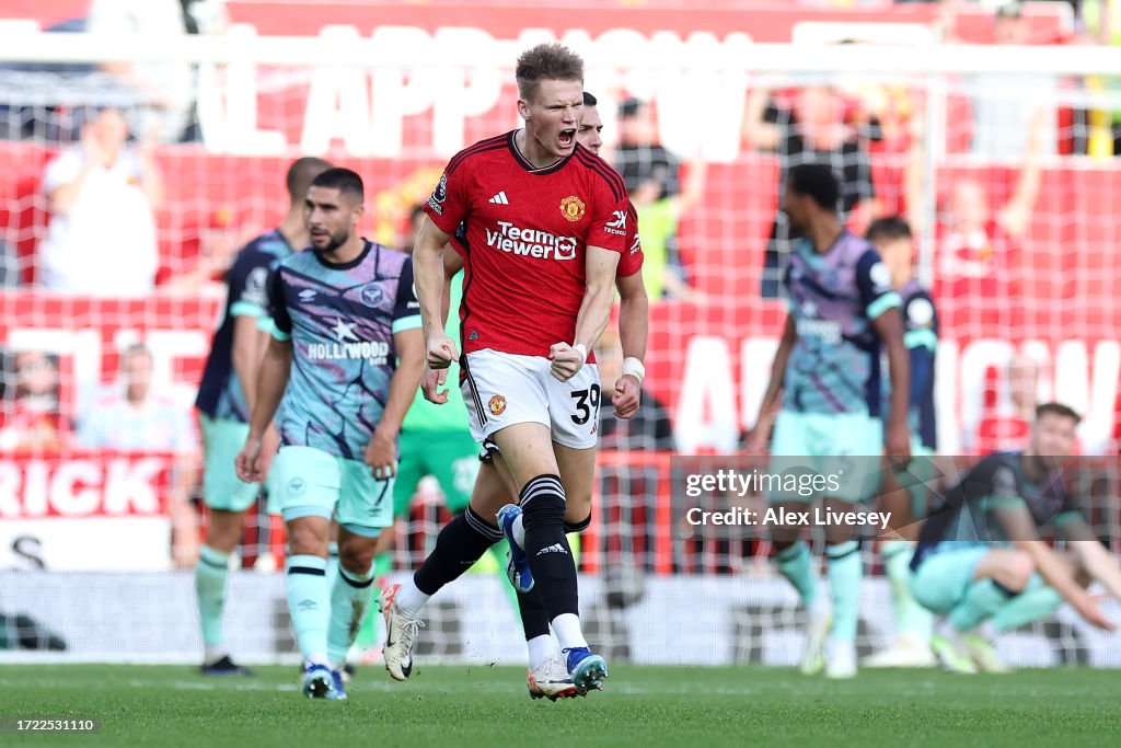 Manchester United v Brentford FC - Premier League